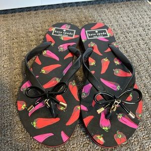 Kate Spade Black Thong Chile Peppers Slip On Sandals Bow Flip Flops Size 5/6